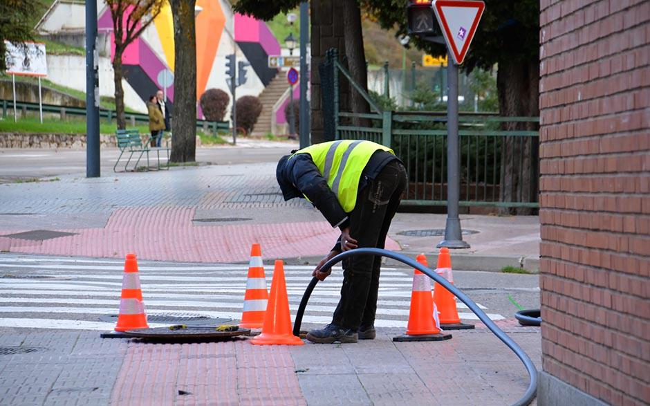 comment déboucher canalisation Montry