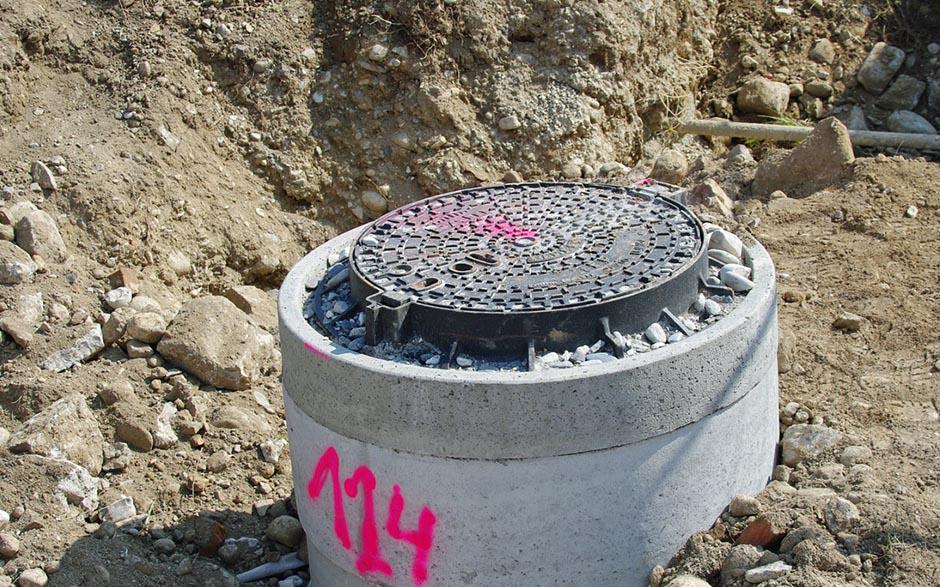 comment déboucher canalisation Montry